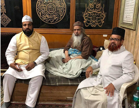 Allama Sufi Syed Jafar Sadek Shah with Dewan Sahib and Nayeb-e Dewan at Ajmeer Sharif