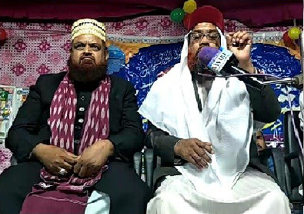 Allama Sufi Syed Jafar Sadek Shah with Pir-e Tariqat Hajrath Syed Jawed Ali Naqshabendi at Darbar e Ahlesunnat in Delhi, India